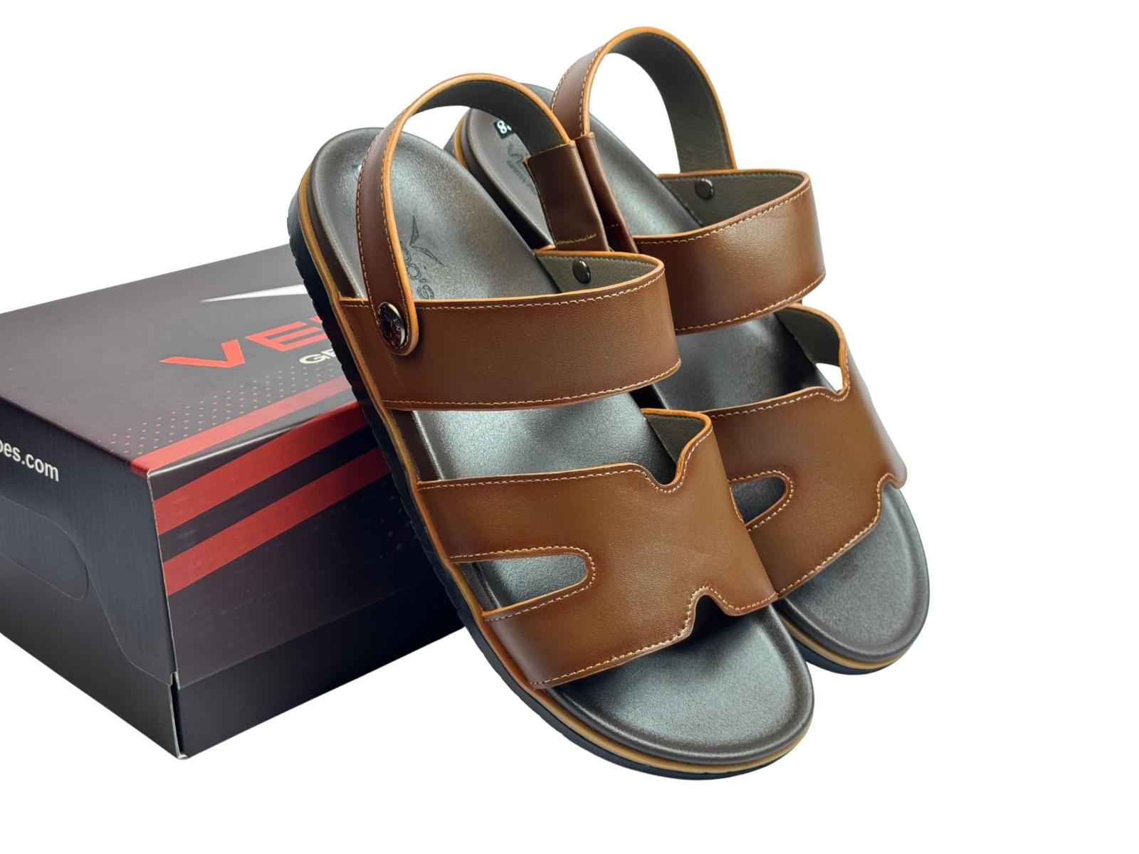 SANDAL 1