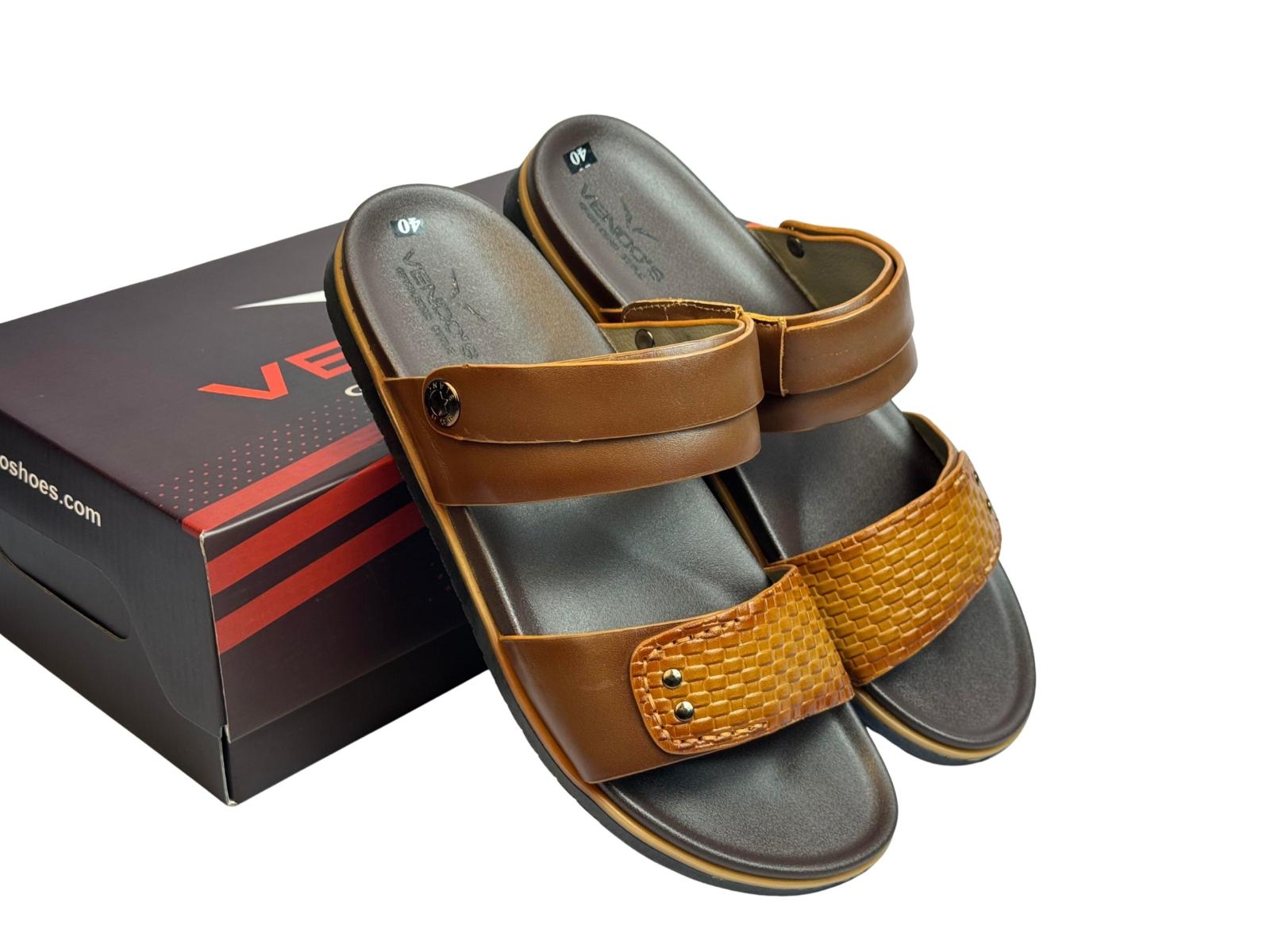 SANDAL 3
