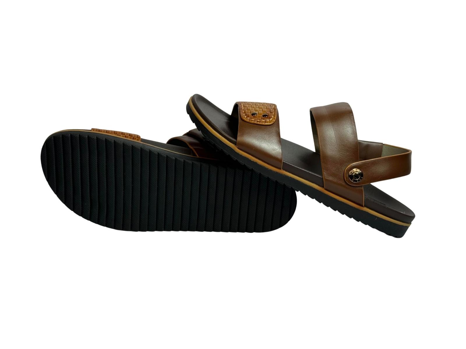 SANDAL 3